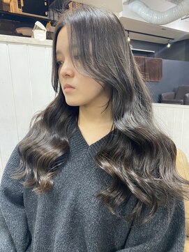 ワールドオーダー 天王寺店(WORLD ORDER) 顔周り、レイヤーカット　村上大樹