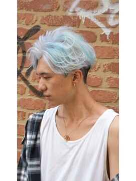 カプセル(capsule) ハイトーンカラー ホワイトカラー×水色 デザインカラー♪