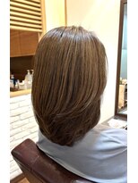 ヘアー グリーン(hair green) 40代50代60代ミディアムレイヤー