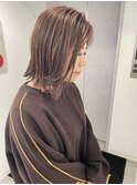 外ハネ揺らぎボブ×ピンクベージュ