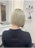 カーキベージュ【望月皐太】