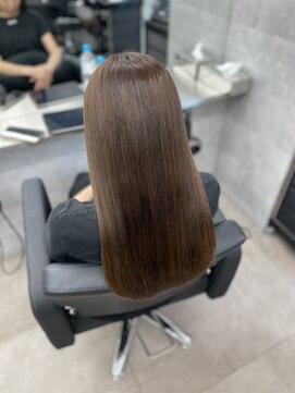 シンシア ドゥエ 新宿(CYNTHIA DUE) 【CYNTHIA/irisu】ココアベージュ /波巻きツイストスパイラル