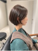 大人女性のための丸みショートボブ
