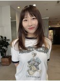 レイヤーカット インナーカラー イヤリングカラー ロング 大須