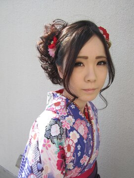 美容室イーナ(e na) 祝☆卒業カールアップ&袴着付け