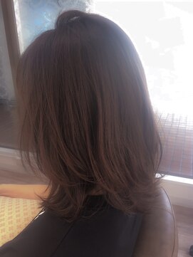 リプル(Ripple) 【リアルサロンワーク】レイヤーミディ×ナチュラルグレージュ