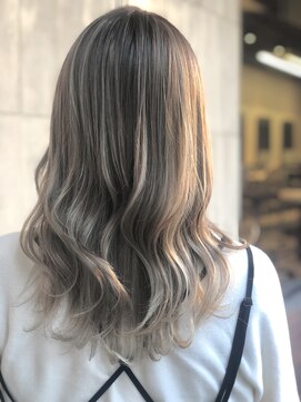 モア 下通店(MORE) 育てる系のホワイトハイライト