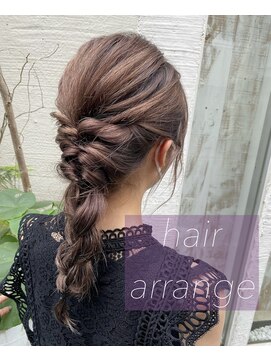 ウーロス(uros.) 【SENA】カジュアル編みおろしアレンジ