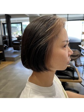 ミューズ(Meuz) ショートボブ×フェイスフレーミング