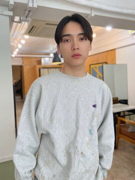 ハニーシブヤ(HONEY shibuya) ナチュラルセンターパートショート刈り上げなし☆３