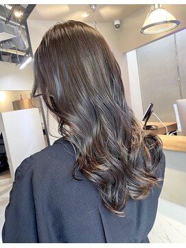 エイト アンバー 天神今泉店(EIGHT amber) 艶髪アッシュベージュ