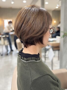 ミュゼプリュム(Musee plume) 大人ショートヘア/白髪ぼかし白髪生かし