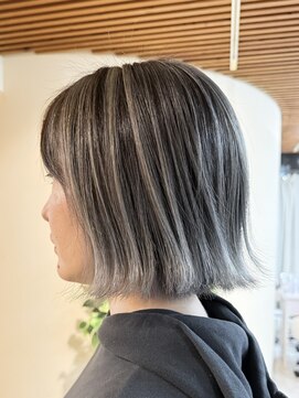 ブリッツ レボ(BLITZ-REVO) コントラストバレイヤージュs  20代30代40代　柏駅/柏美容室