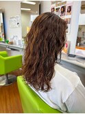 スパイラルパーマ　ロングヘア　10代/20代