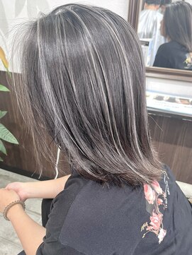 ベルヘアーデザイン 堺東(Belle hair Design) コントラストハイライトイルミナカラー堺東レイヤーカット白髪