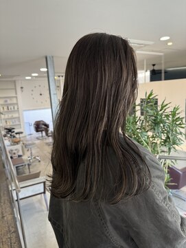 ヨルプラスディ(yoru+D) オリーブベージュ