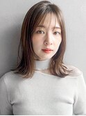 クラゲヘアー小顔オリーブグレー美髪大人可愛い黒髪モテ髪