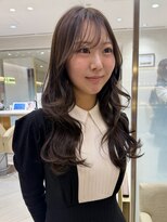 ピークアブー 銀座中央通り(PEEK-A-BOO)&nbsp;ふわふわロングレイヤーカット