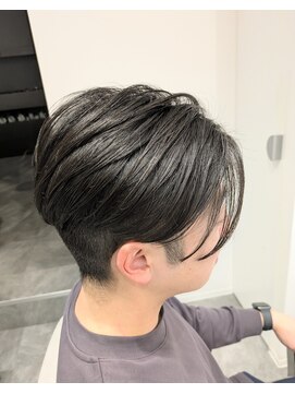 リュール バイ ヘッドライト 北千住店(lueur by HEADLIGHT) 刈り上げすぎないナチュラルツーブロック