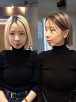 ニーィ バイ カータ(Niii by CARTA) ベージュにベージュのローライトデザイン