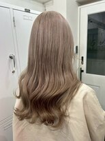 マジコ 梅田(Magico)&nbsp;ダブルカラー/ケアブリーチ/ミルクティーベージュ/レイヤー/梅田