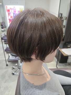 スウィープ 札幌大通(sweep) 丸みショート