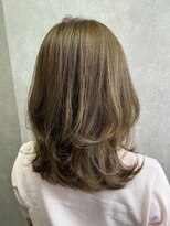 ロックス ヘアー ギャラリー(Rocks hair gallery)&nbsp;透明感ヘーゼルベージュ×レイヤーミディ
