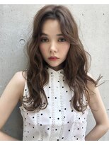 ラグナ(LAGUNA)&nbsp;かきあげセンターパート×クリアアッシュ