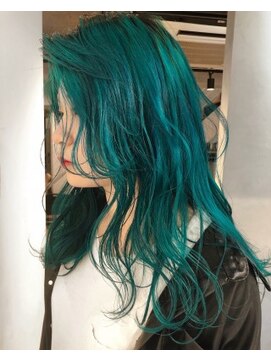 ジーナ(XENA) ディープフォレストグリーン