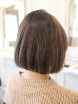 シェア(SHARE hair make works) 【３０代ボブ】まとまるシンプルボブ