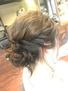 ヘアーホーム チケ(hair home tike) ナチュラルパーティヘア