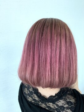 クラン ヘアーアンドスタジオ(CLAN hair & studio) ピンクボブ