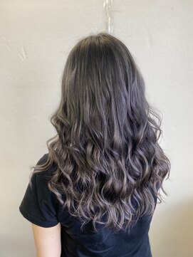 カットツー(Cut2) カラーしてシールエクステ