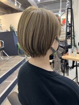 イースエモーション(ease et motion) 【ease et motion】ハイトーンショートボブ シアーベージュ