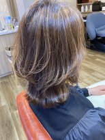 キラリ(Kirari)&nbsp;伸ばし中にオススメミディアムレイヤー/脱白髪染めハイライト