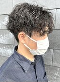 メンズマッシュセンターパート波巻スパイラルパーマツーブロック
