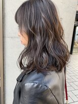 グロウ 丸の内(GLOW)&nbsp;顔周りカットグレージュアッシュオリーブ韓国風前髪山梨美容室