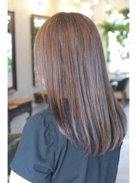 アゲイン(Again) グレージュカラー