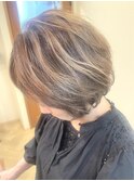 ショート×白髪ぼかしハイライト