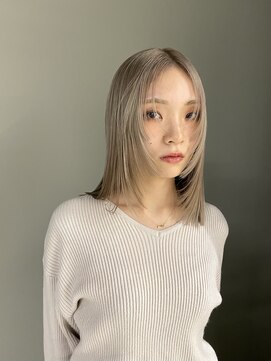 シアター(CIARTOR) ブロンドベージュ