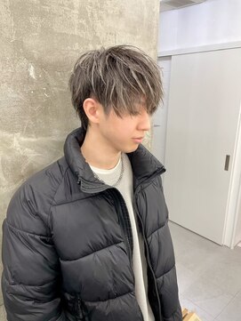 メンズサロン キング 梅田店(Men’s salon K!ng) 波巻きツイストスパイラルパーマ/フェザーパーマ/眉毛/メンズ