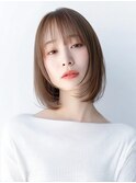 ミディアム　ボブ　顔周りレイヤー　ベージュカラー　20代30代