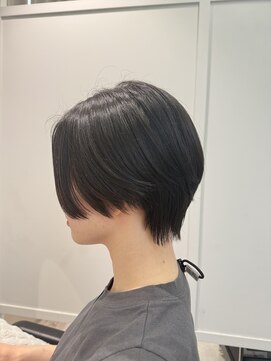 エレノア 川崎(Eleanor) ハンサムショート