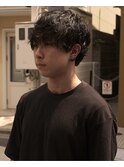 スパイキーショート　マッシュ　センターパート　ビジネス