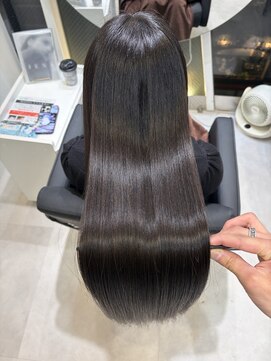 イエナ 難波(IENA) 艶グレージュ