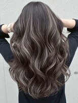 アポロ 横浜駅店(apollo)&nbsp;xブリーチ/ホワイトグレージュ/レイヤーカット/チェリーブラウン