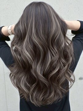 アポロ 横浜駅店(apollo) xブリーチ/ホワイトグレージュ/レイヤーカット/チェリーブラウン