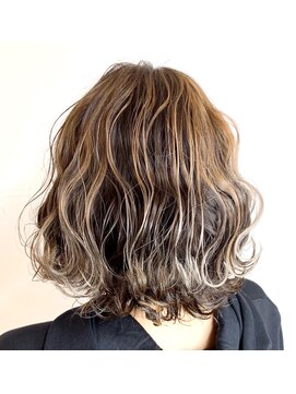 ラヴィエール(LAVIERE by R-EVOLUT) 3Dハイライト☆コントラスト☆グレージュ　店長　柿本翔一朗