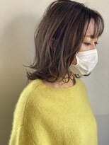 トイロ(TOIRO)&nbsp;【肩につく長さ】ミディアム外はねパーマ