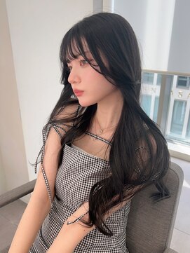 ノク(nok) 黒髪ロング_ミニウルフチェリーブラウンホワイトグレージュ